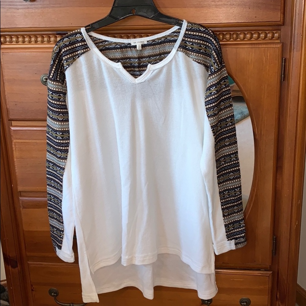 Tribal Thermal Top